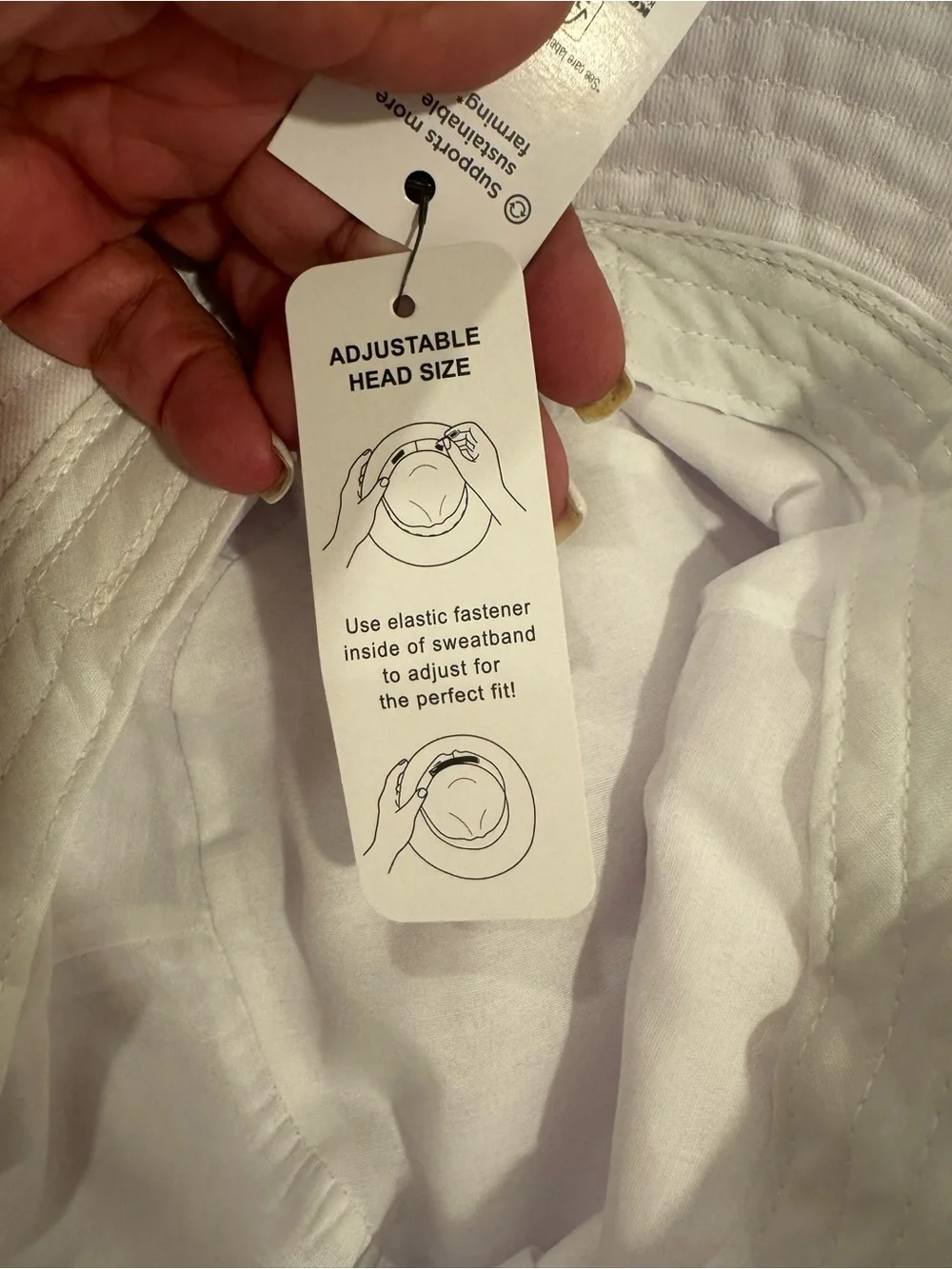NWT  White adult Sun' Bucket Hat